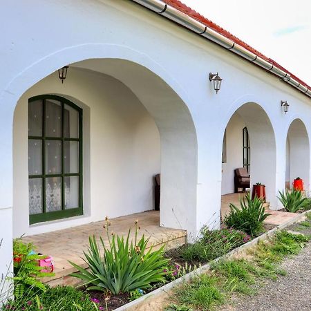 Fuszeres Porta Villa Mihalyfa Bagian luar foto