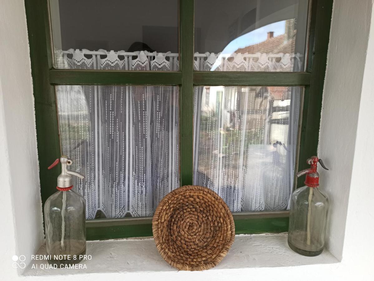 Fuszeres Porta Villa Mihalyfa Bagian luar foto